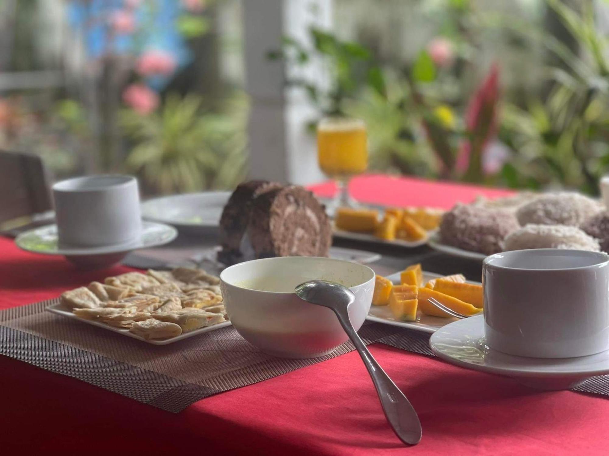 Goalma Family Holiday Resort & Restaurant أنرادابورام الغرفة الصورة