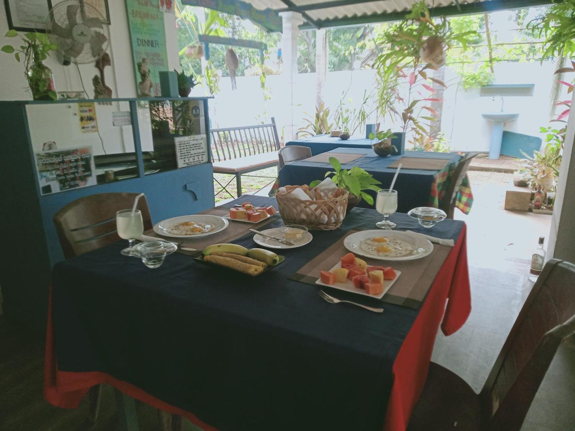 Goalma Family Holiday Resort & Restaurant أنرادابورام المظهر الخارجي الصورة